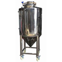 啤酒發(fā)酵罐,靜態(tài)冷卻發(fā)酵罐廠家價(jià)格